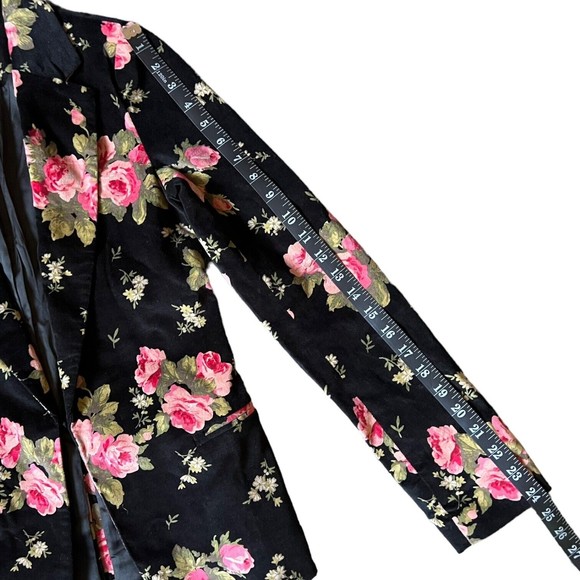 Lulu's Ark & Co Rhapsody in Bloom Floral Black Velvet Blazer Fitted Jacket Small - Picture 12 of 17